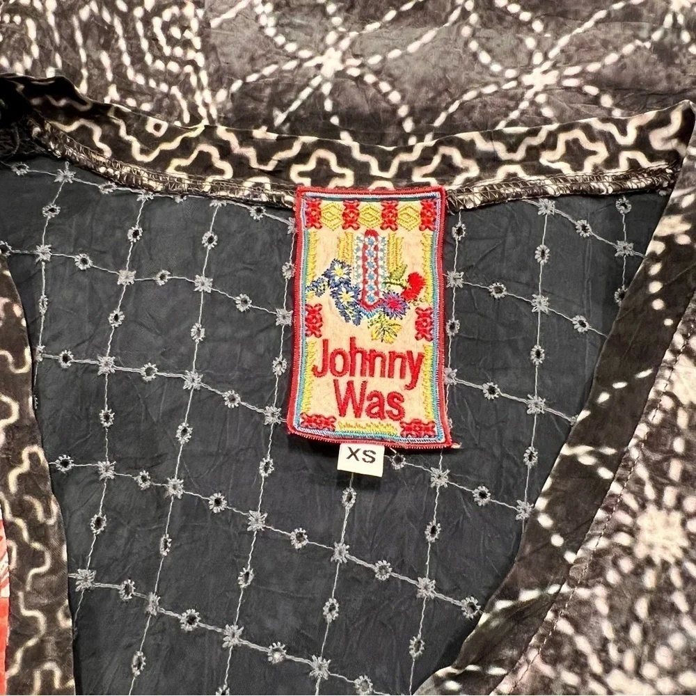 Johnny Was Tami Embroidered Eyelet Floral Print Tunic Top Sz-XS - Picture 6 of 9